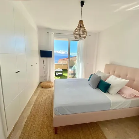 Gigantes Ocean View Apartment